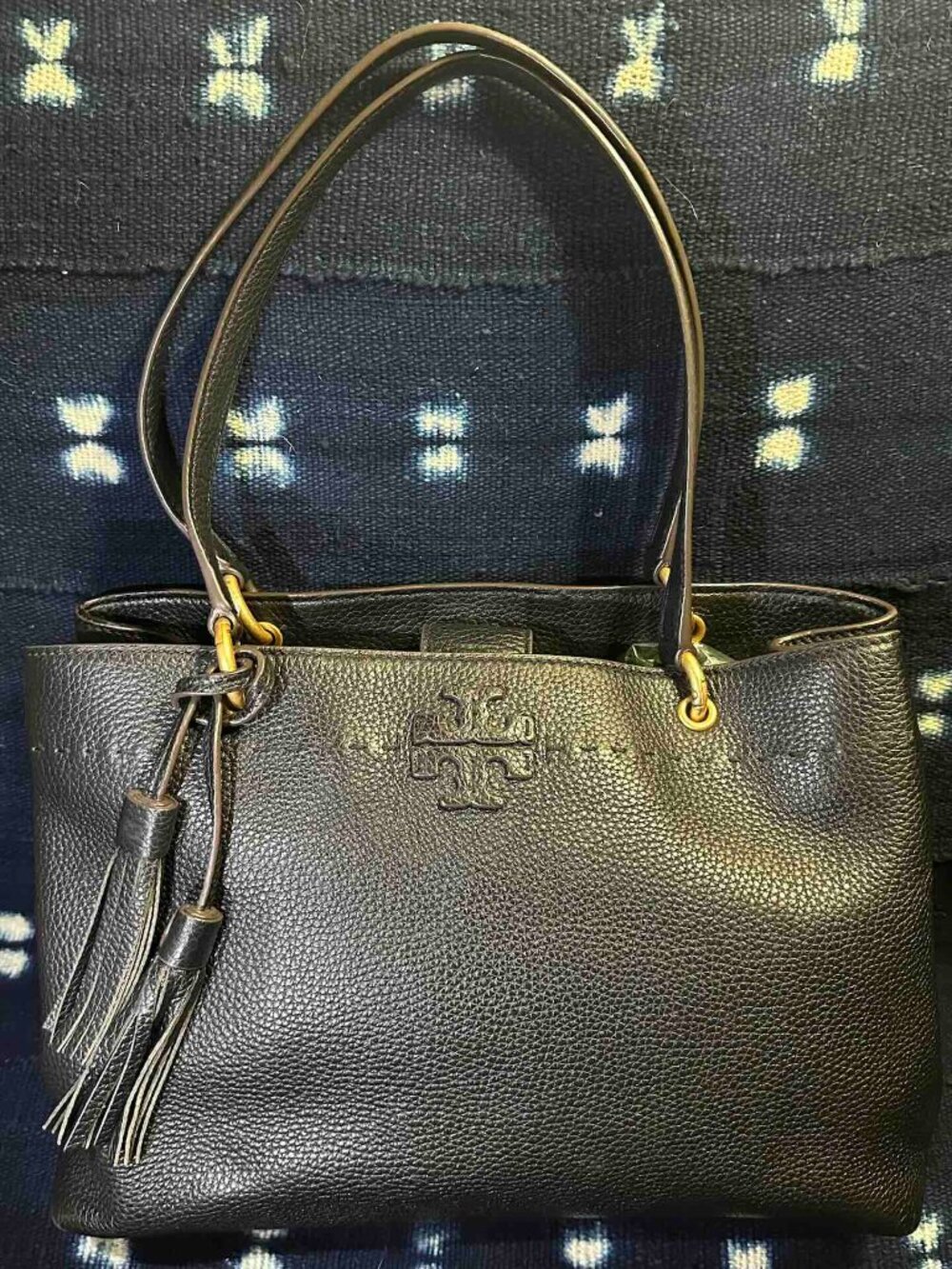 EUC TORY BURCH Mcgraw Triple Compartment Leather Black tassel satchel bag